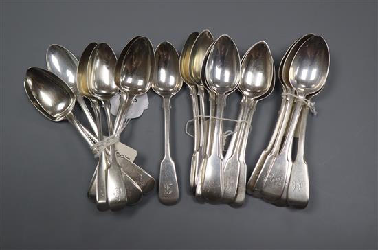 A set of six William IV silver fiddle pattern teaspoons and sixteen similar spoons 15 oz.